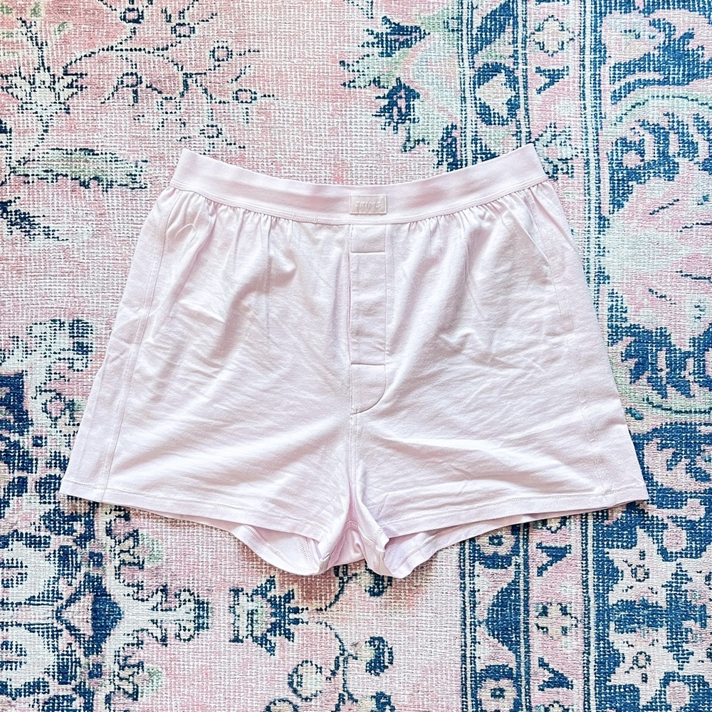 SKIMS Boyfriend Loose Boxer in Cherry Blossom in S